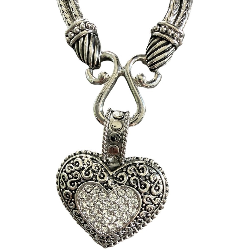 Lia Sophia "Love Dust" Cut Crystal Heart Pendant Pave Silver Tone Necklace - Picture 2 of 5